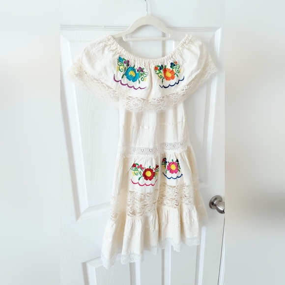 Handmade Embroidered Linen Off the Shoulder Mexican Campesino Dress - Picture 2 of 3